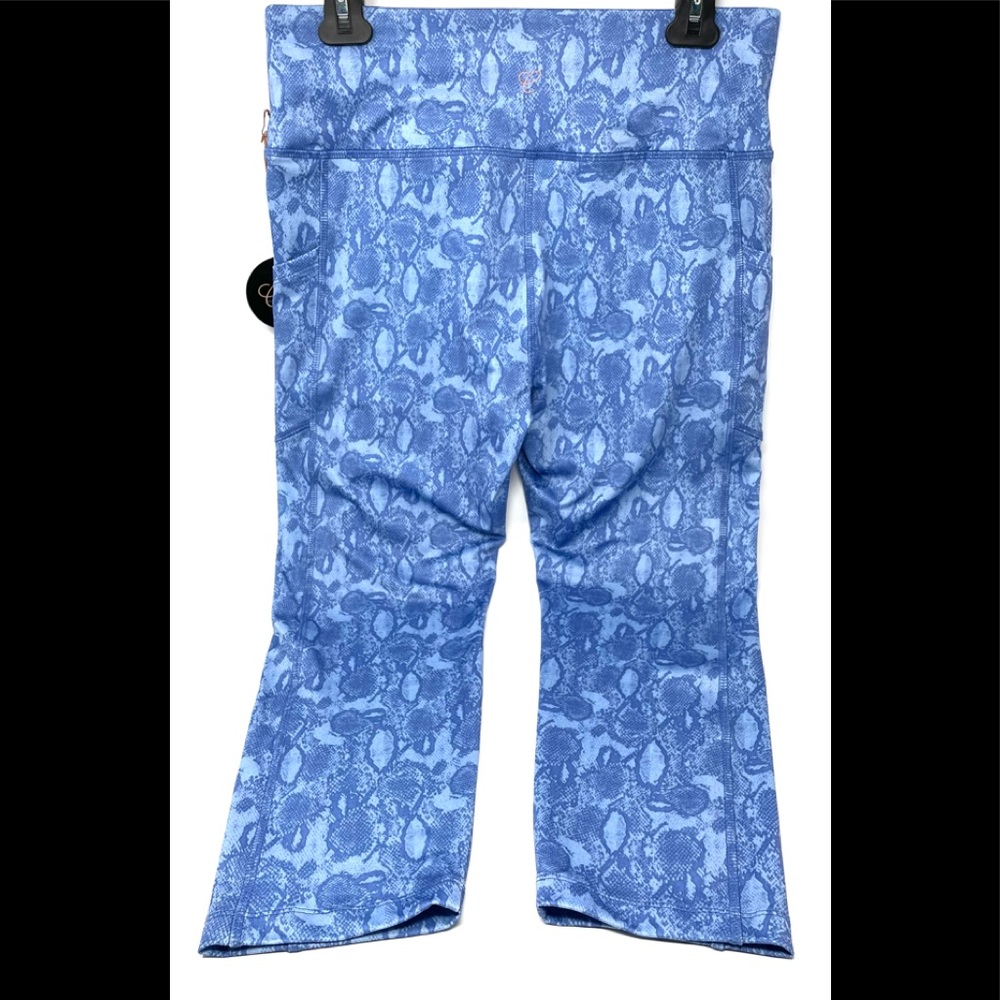 🛍️SALE🛍️ Cali Active Leggings Python Blue Print with Side Pockets - Picture 10 of 10
